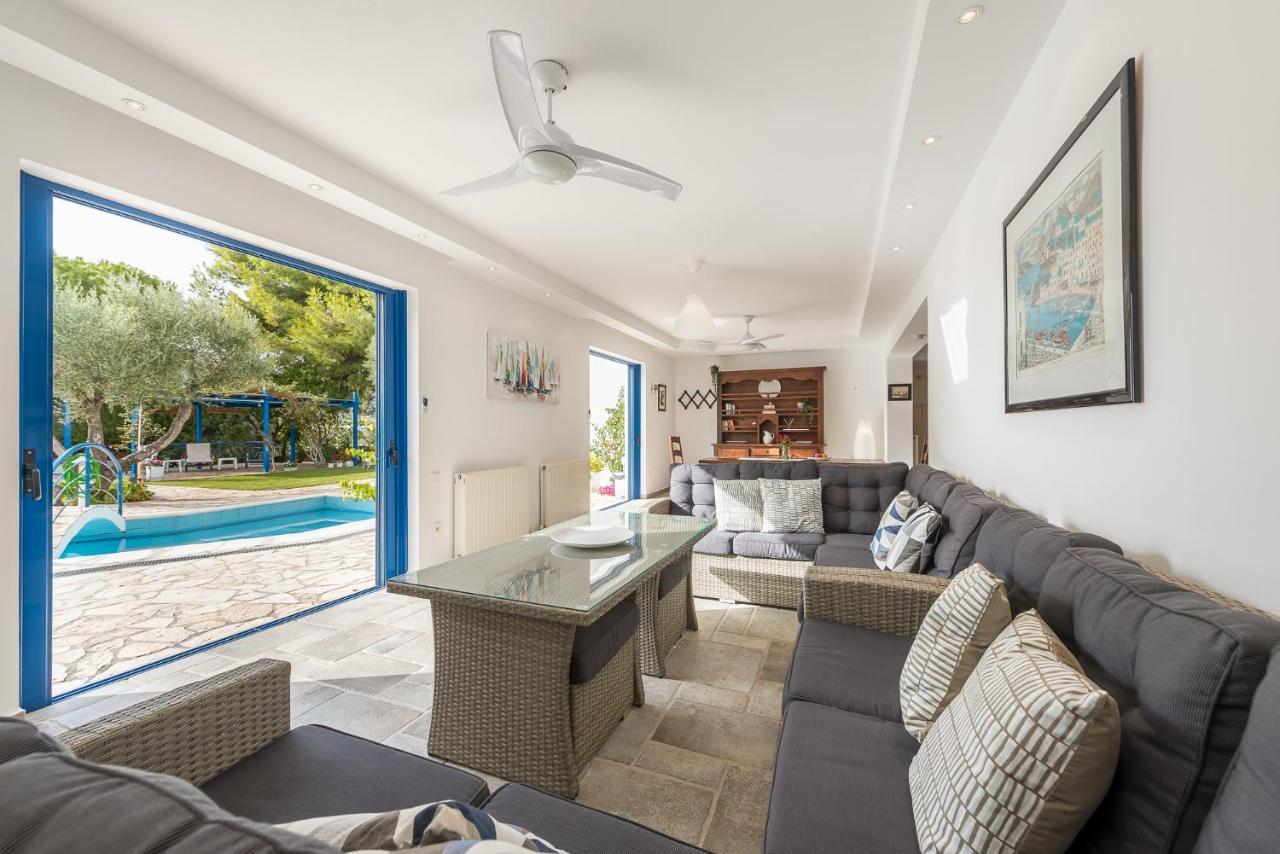Summer Villa Pasiphae Private Pool - Bbq -Beach 2Min Kap Kap Sounion Exterior foto